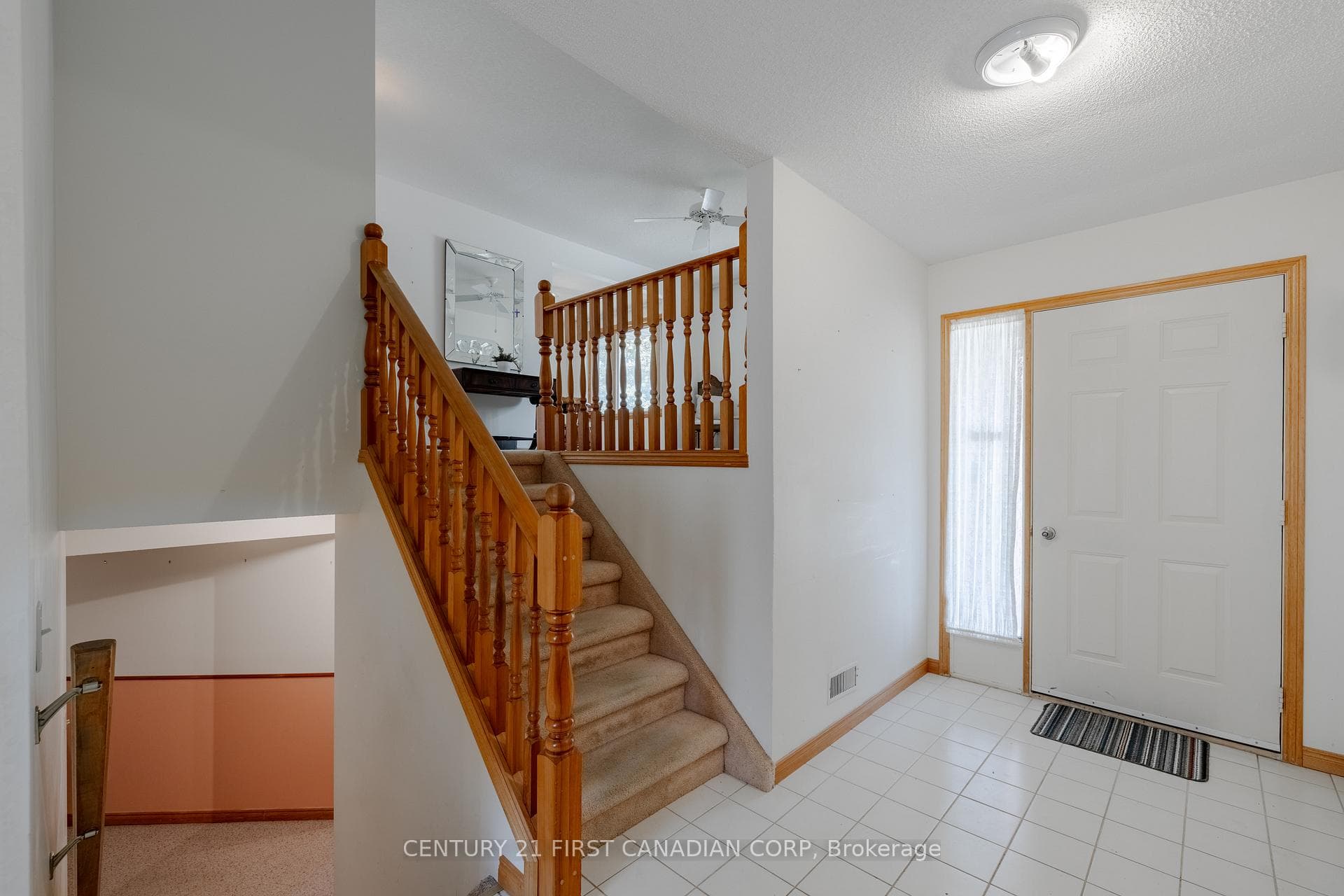 90 Bradley Avenue photo 5