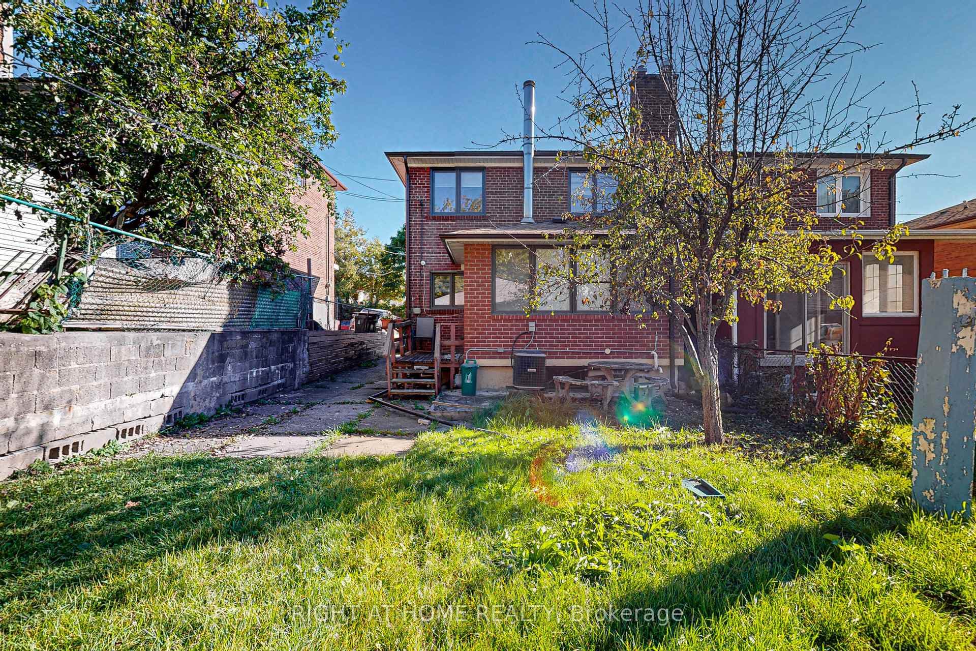 203 Habitant Drive photo 40