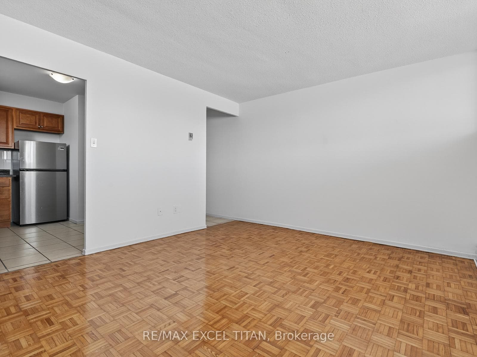 1042 Sheppard Avenue Unit G1 photo 7