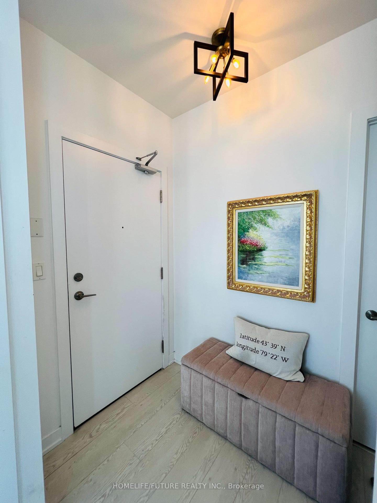 20 Bruyeres Mews Unit PH3 photo 11