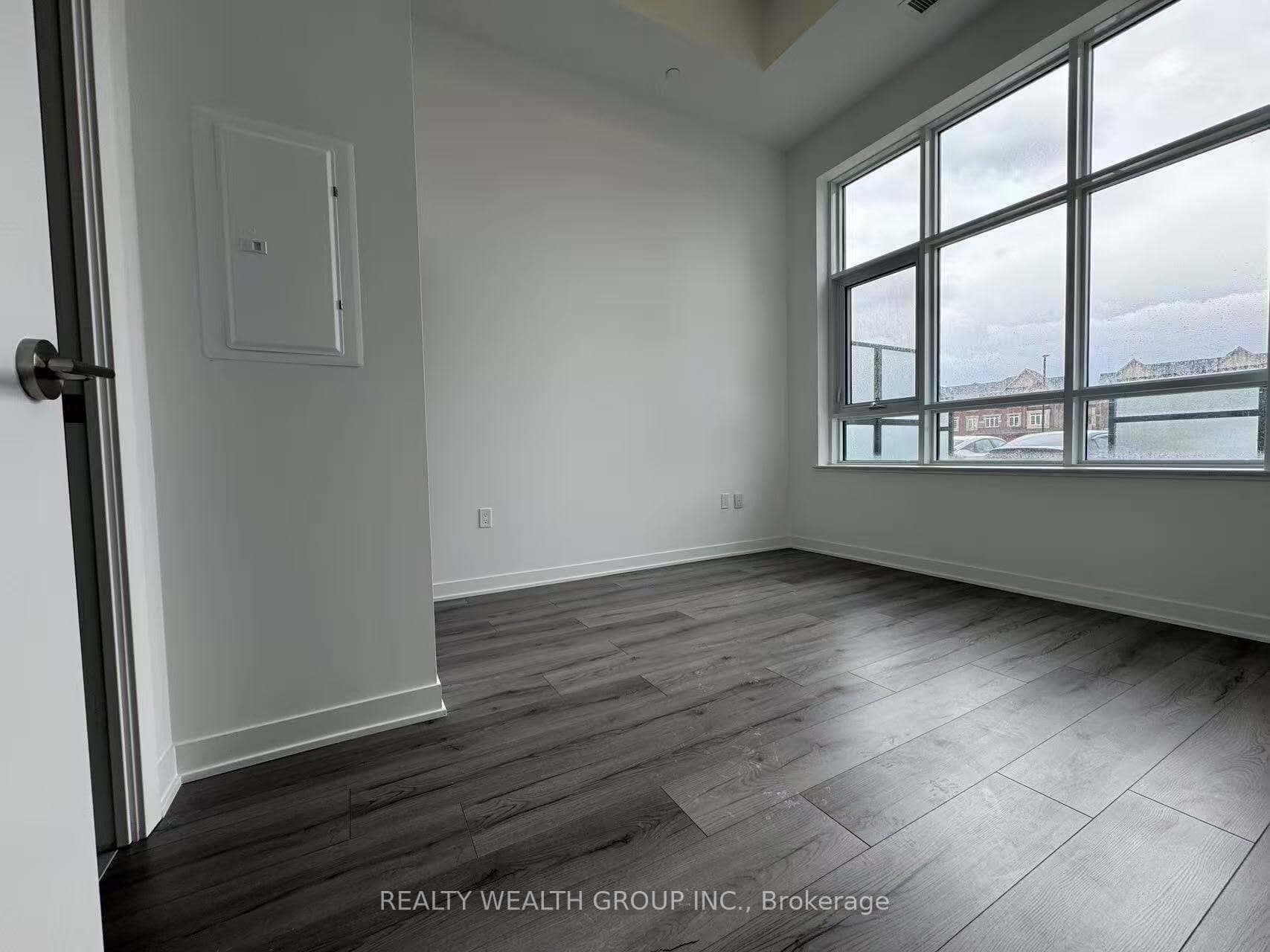 395 Dundas Street Unit 130 photo 10
