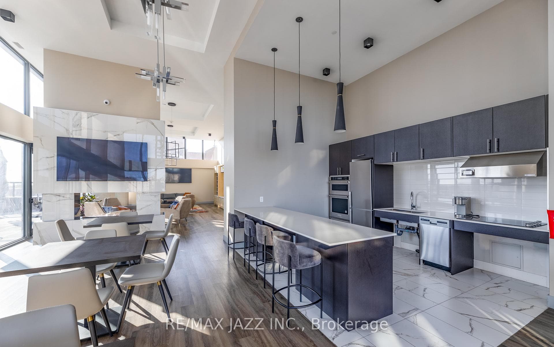 80 Bond Street Unit 1711 photo 18