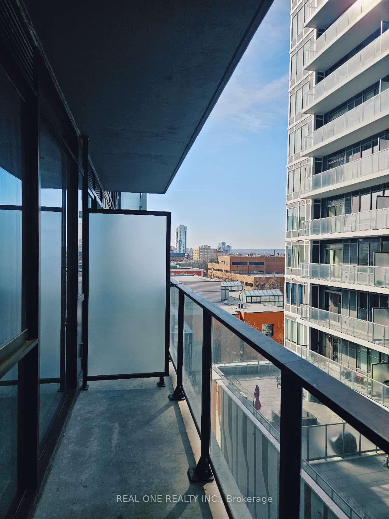 1 Jarvis Street Unit 716 photo 15