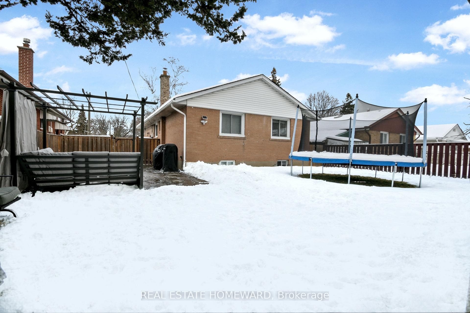 52 Golfhaven Drive photo 32