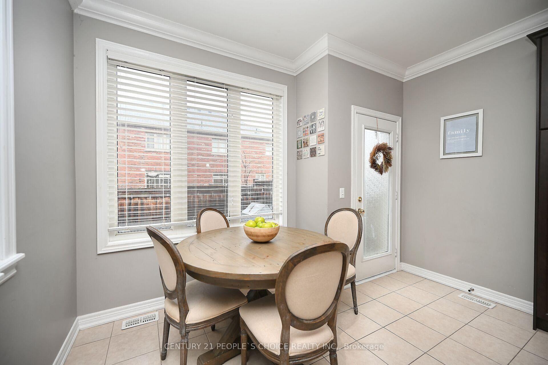 22 Needletree Drive photo 16
