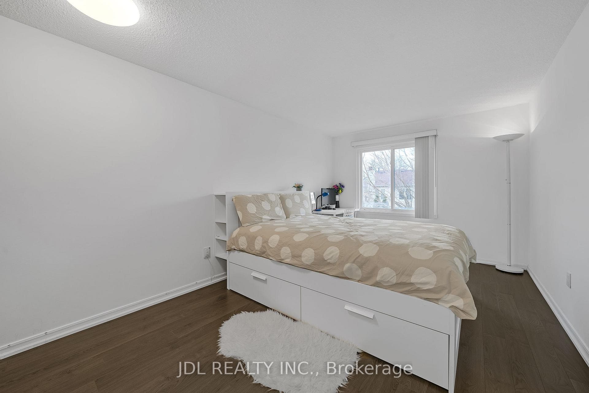 83 Reginald Crescent photo 19