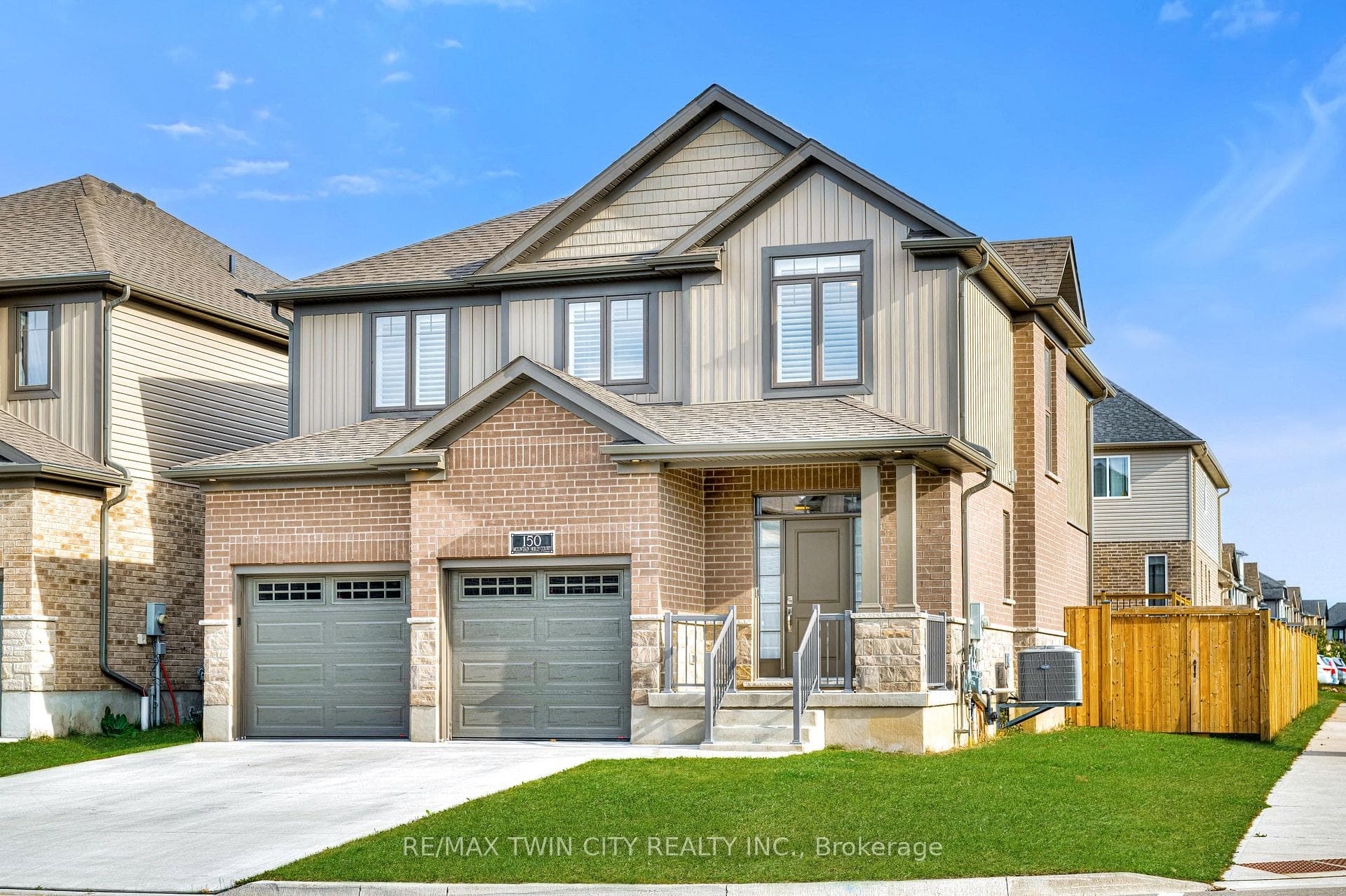 150 Mountain Holly Court photo 2