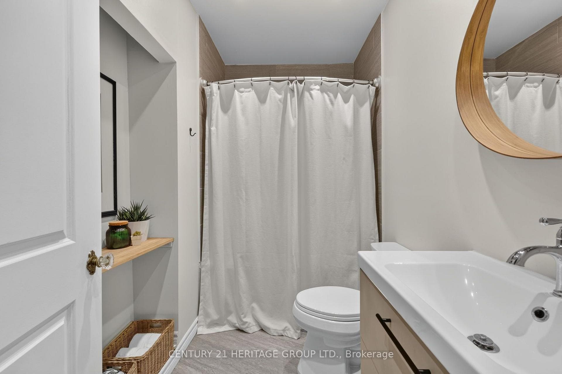 62 Queen Street photo 25