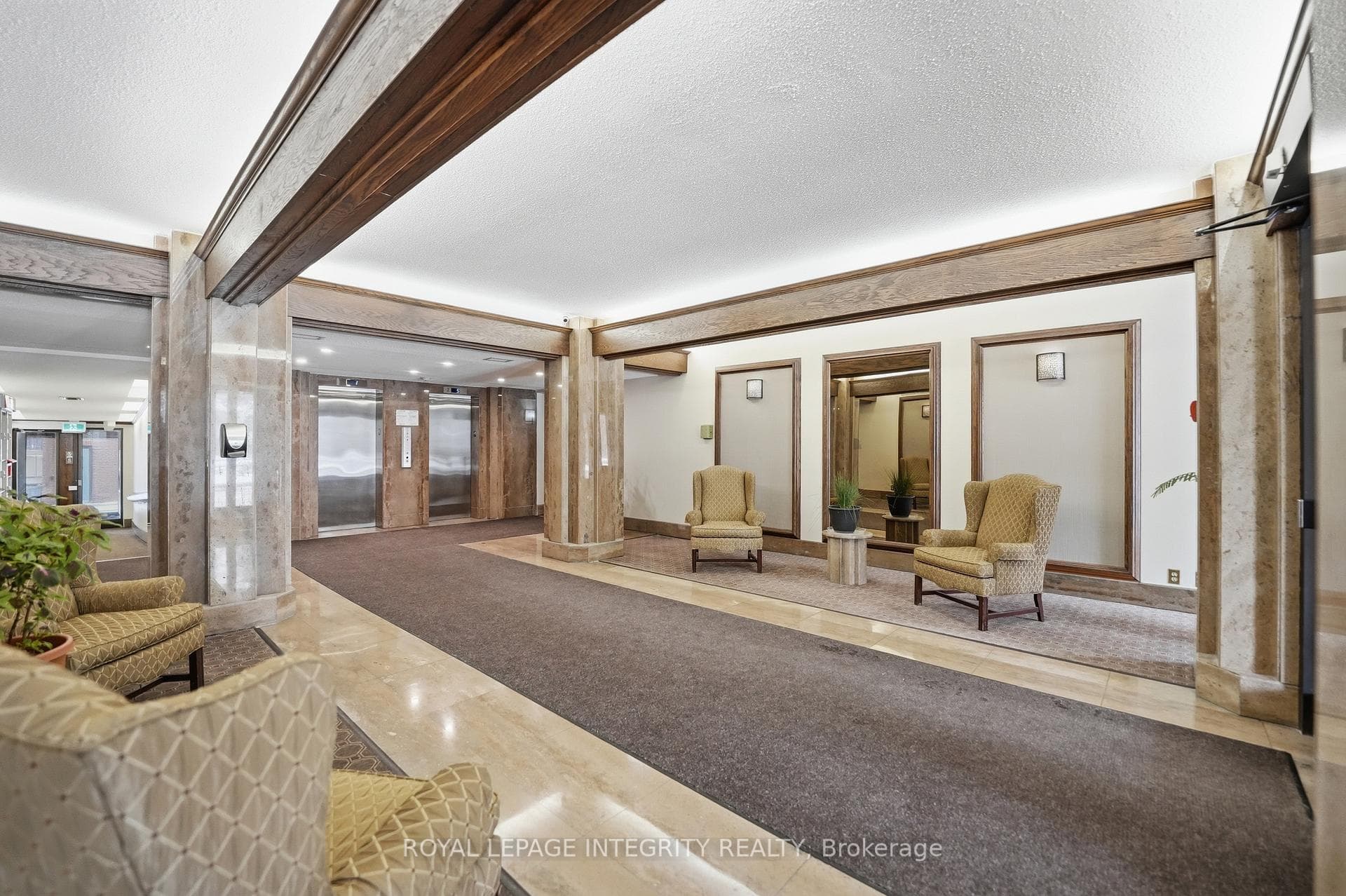 2019 Carling Avenue Unit 108 photo 26