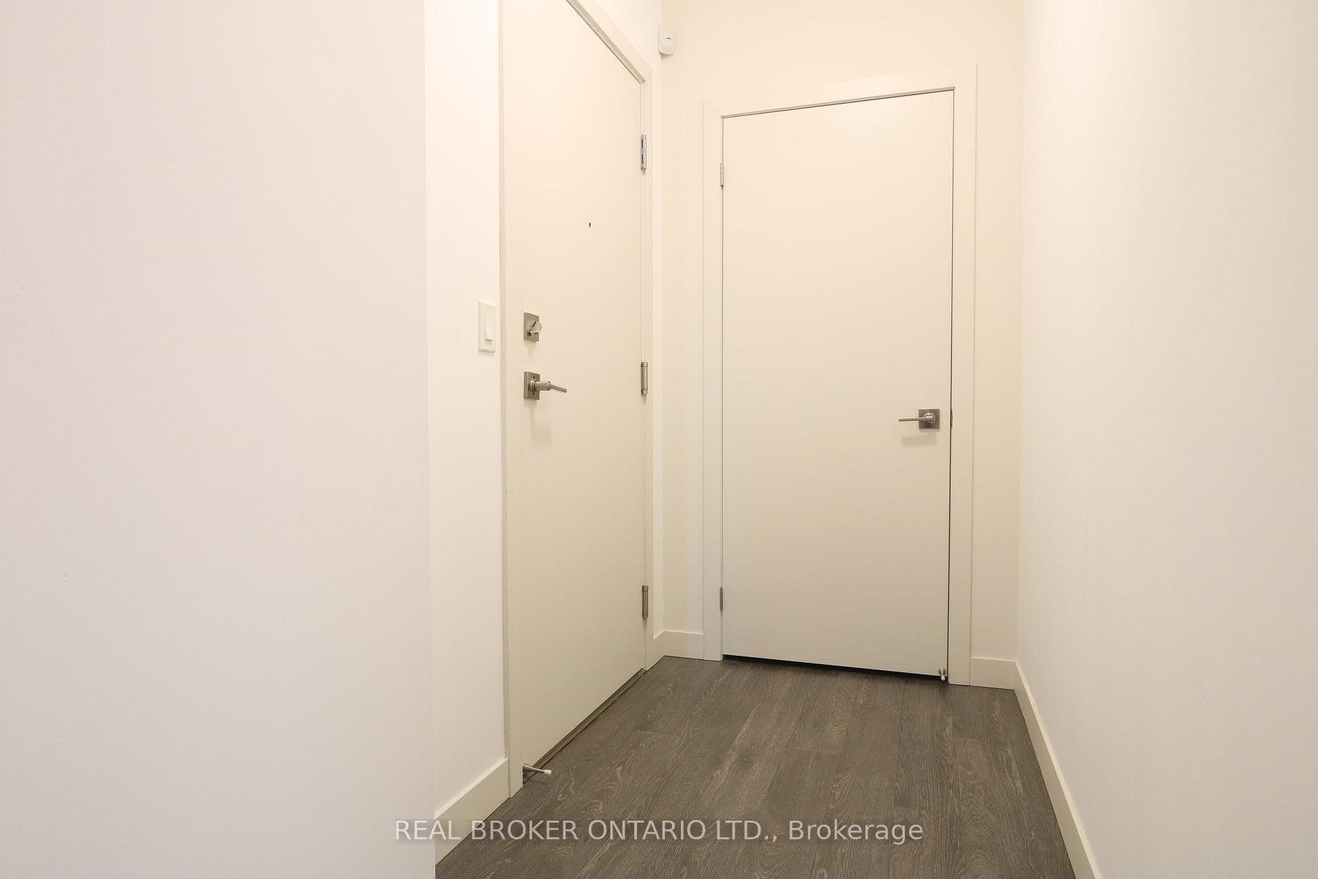2093 Fairview Street Unit 1006 photo 5