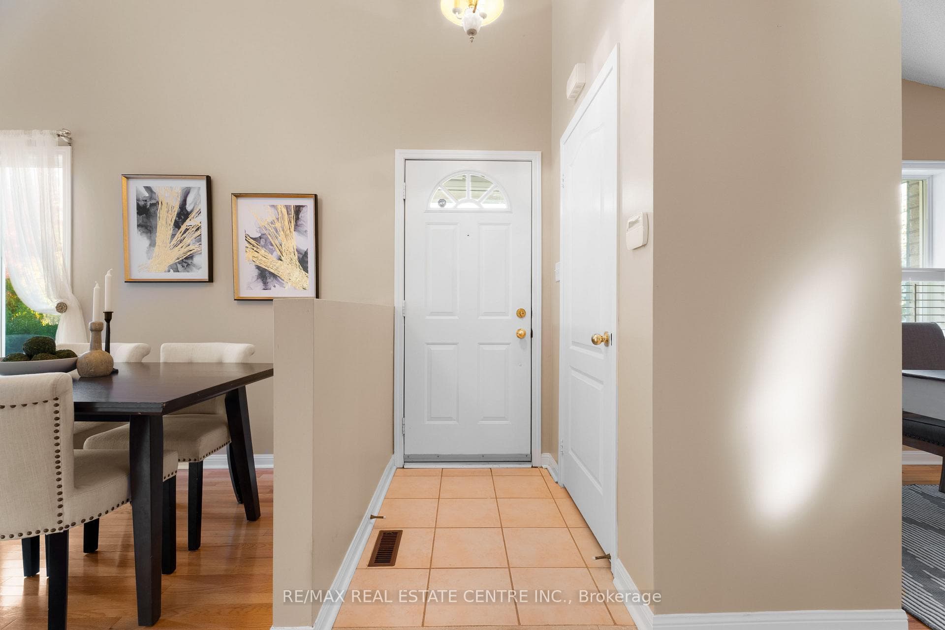 5 Munro Circle photo 7