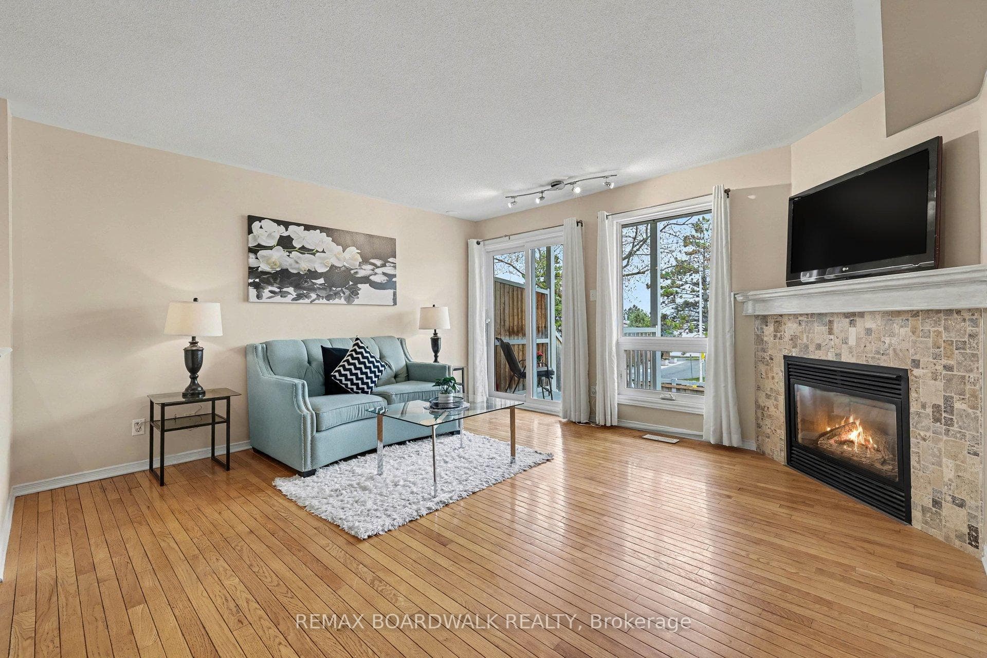 1607 Locksley Lane photo 14