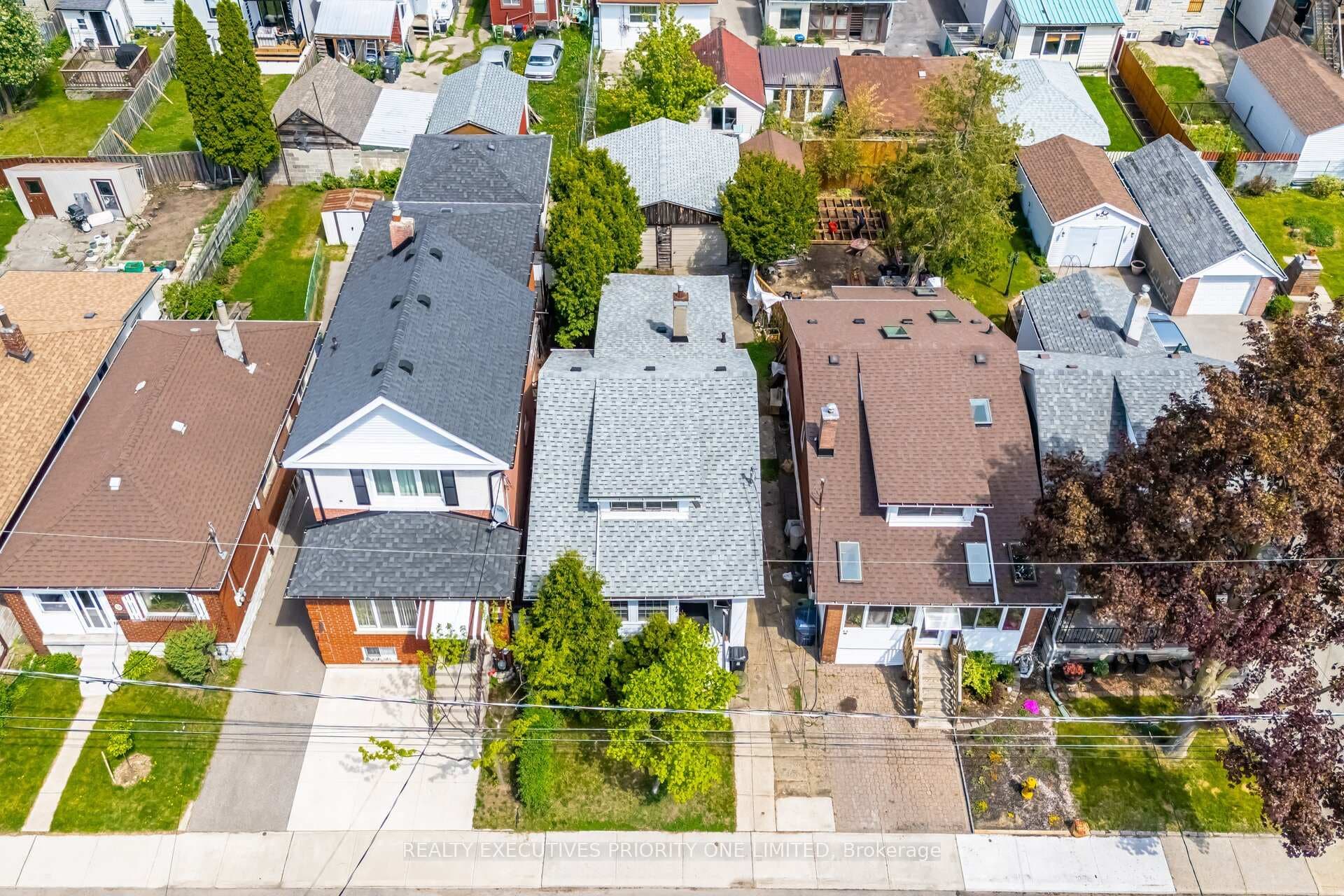 42 Rutherford Avenue photo 2