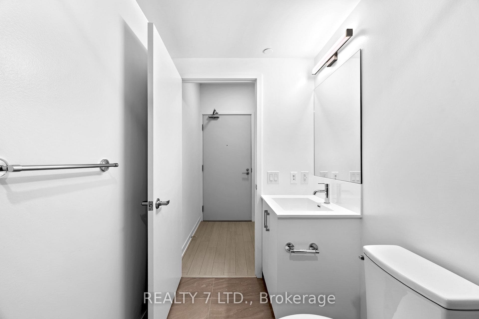 4010 Eglinton Avenue Unit 708 photo 30