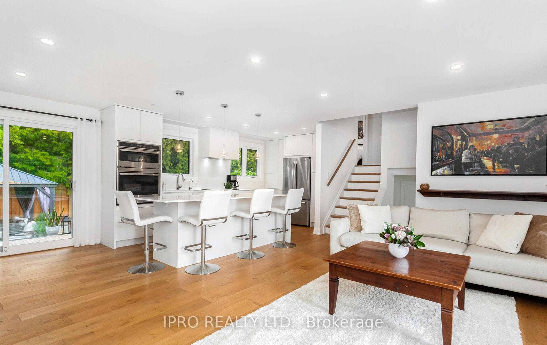14 Crombie Place photo 14