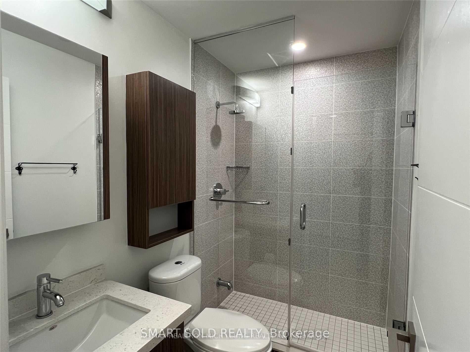 18 Uptown Drive Unit 332 photo 14