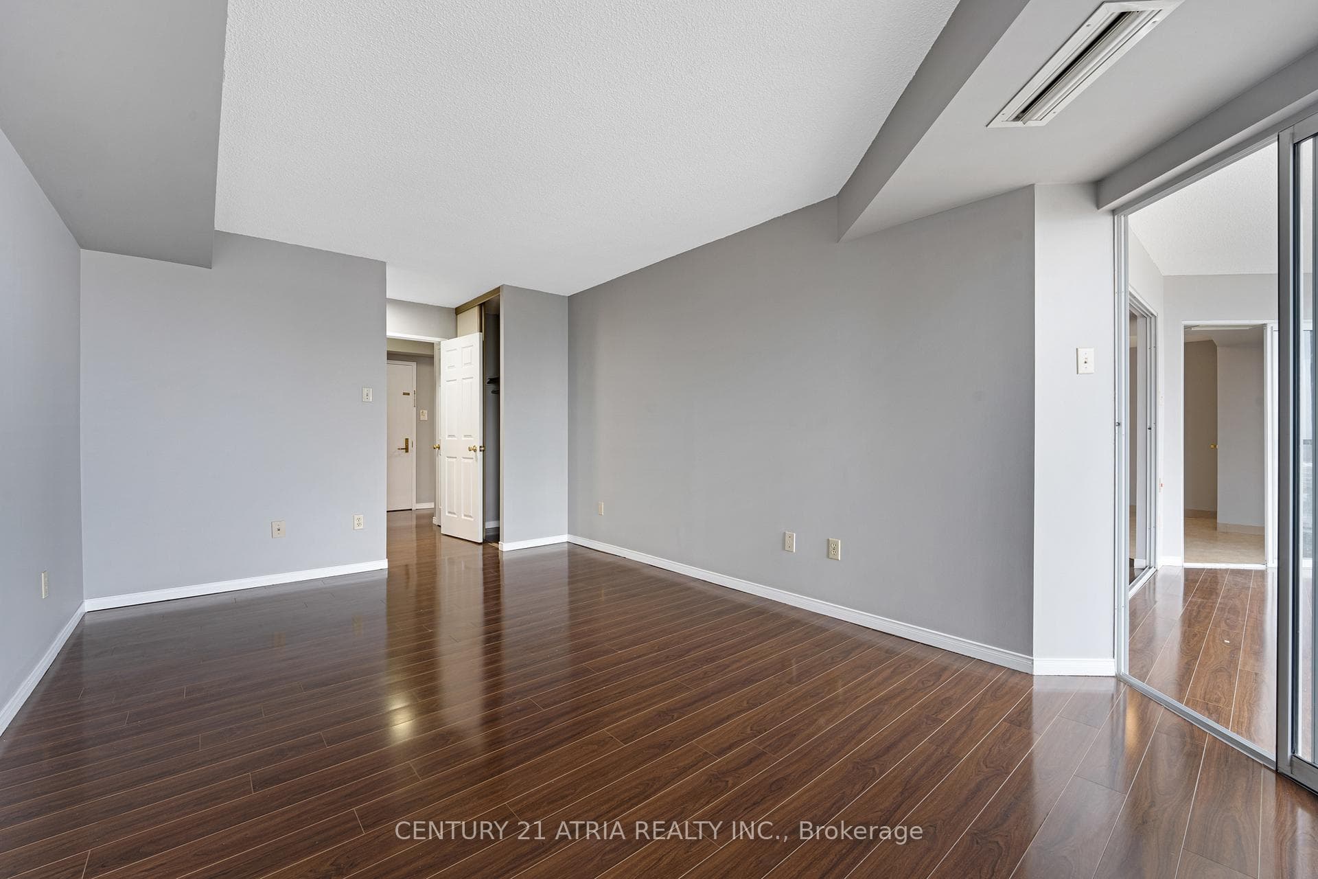 265 Westcourt Place Unit 1102 photo 41