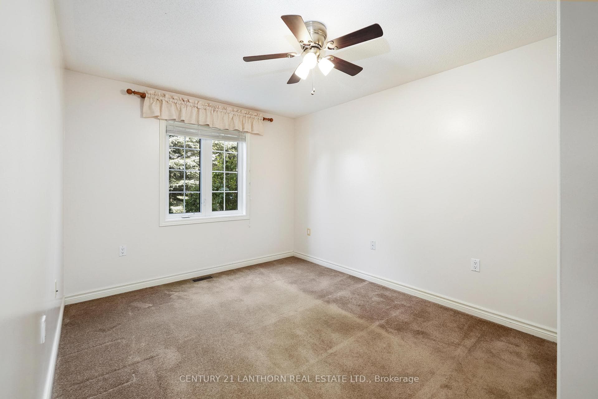 11 Nesbitt Drive photo 11