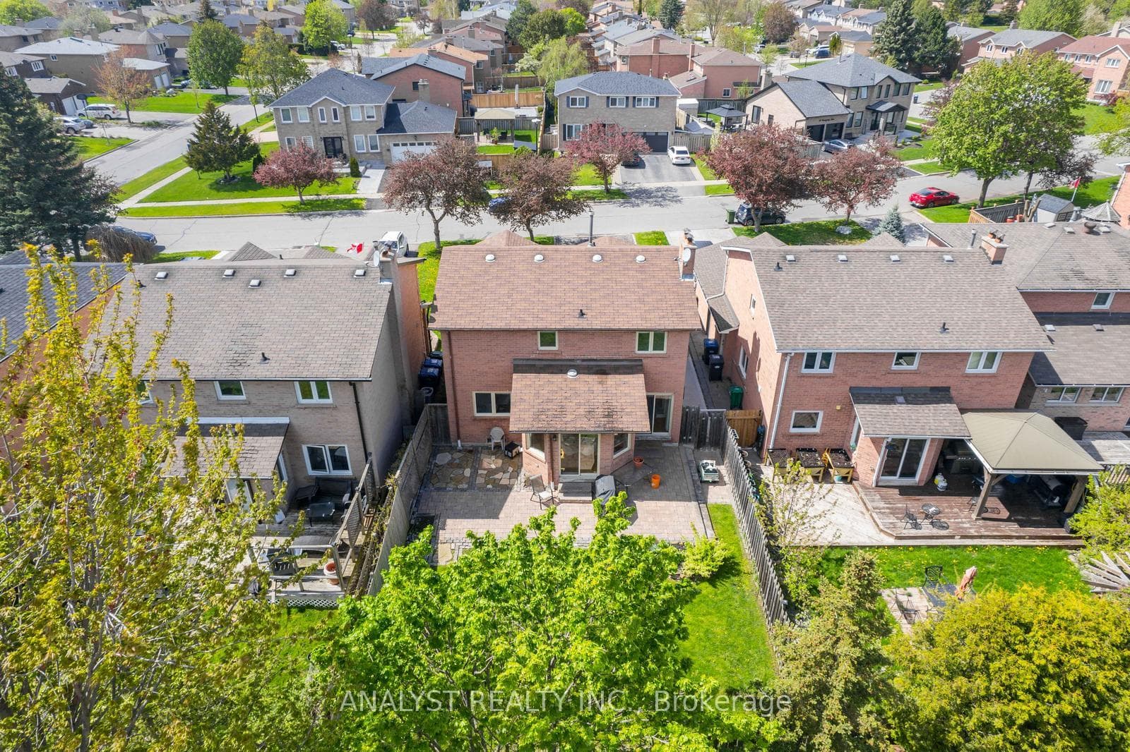 43 Fountainbridge Drive photo 38