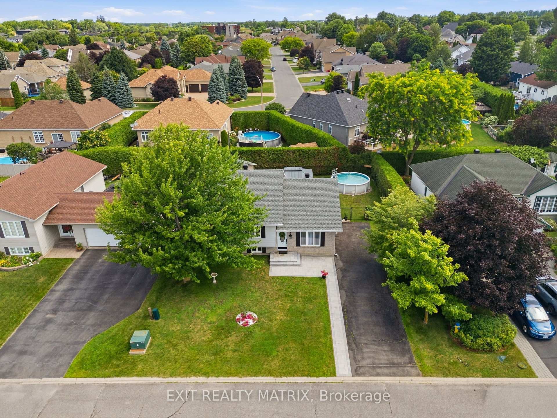 788 Joliette Street photo 33