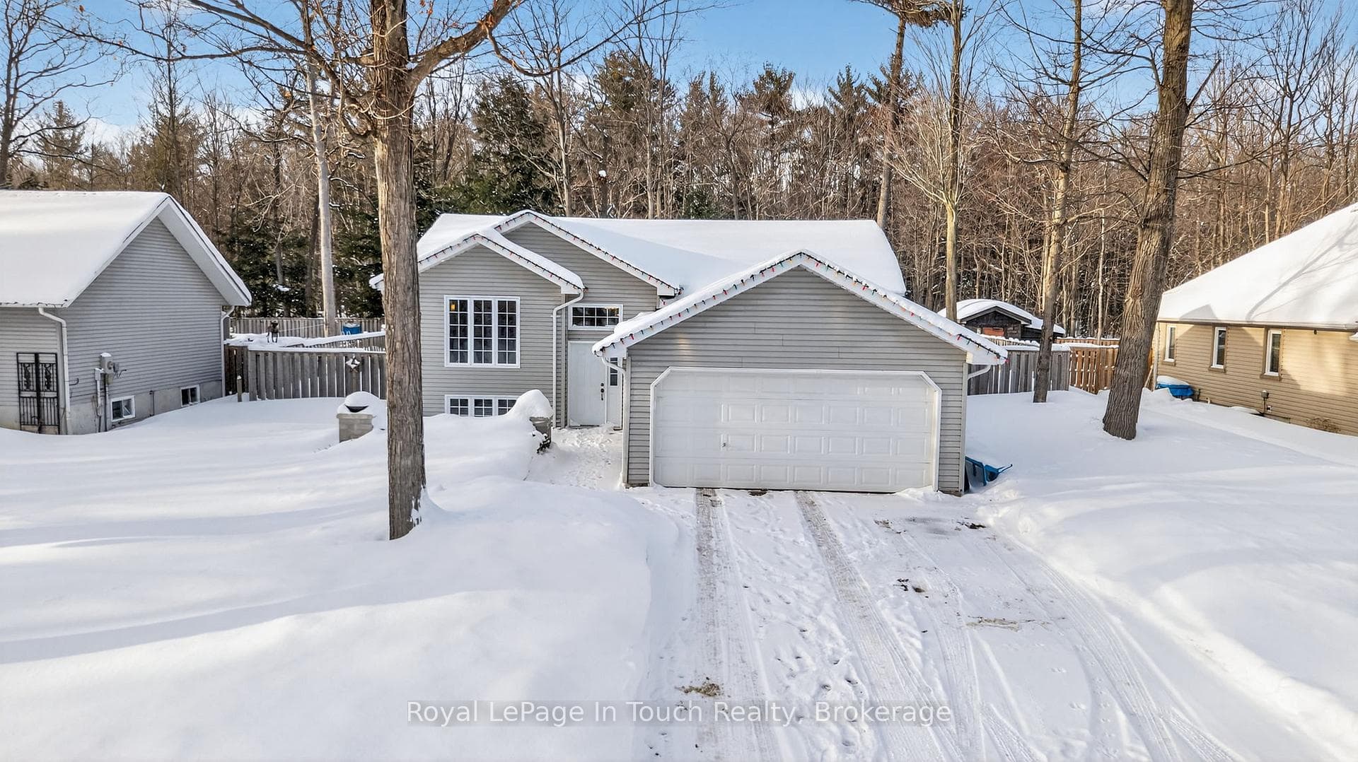 39 St. Laurent Boulevard photo 2