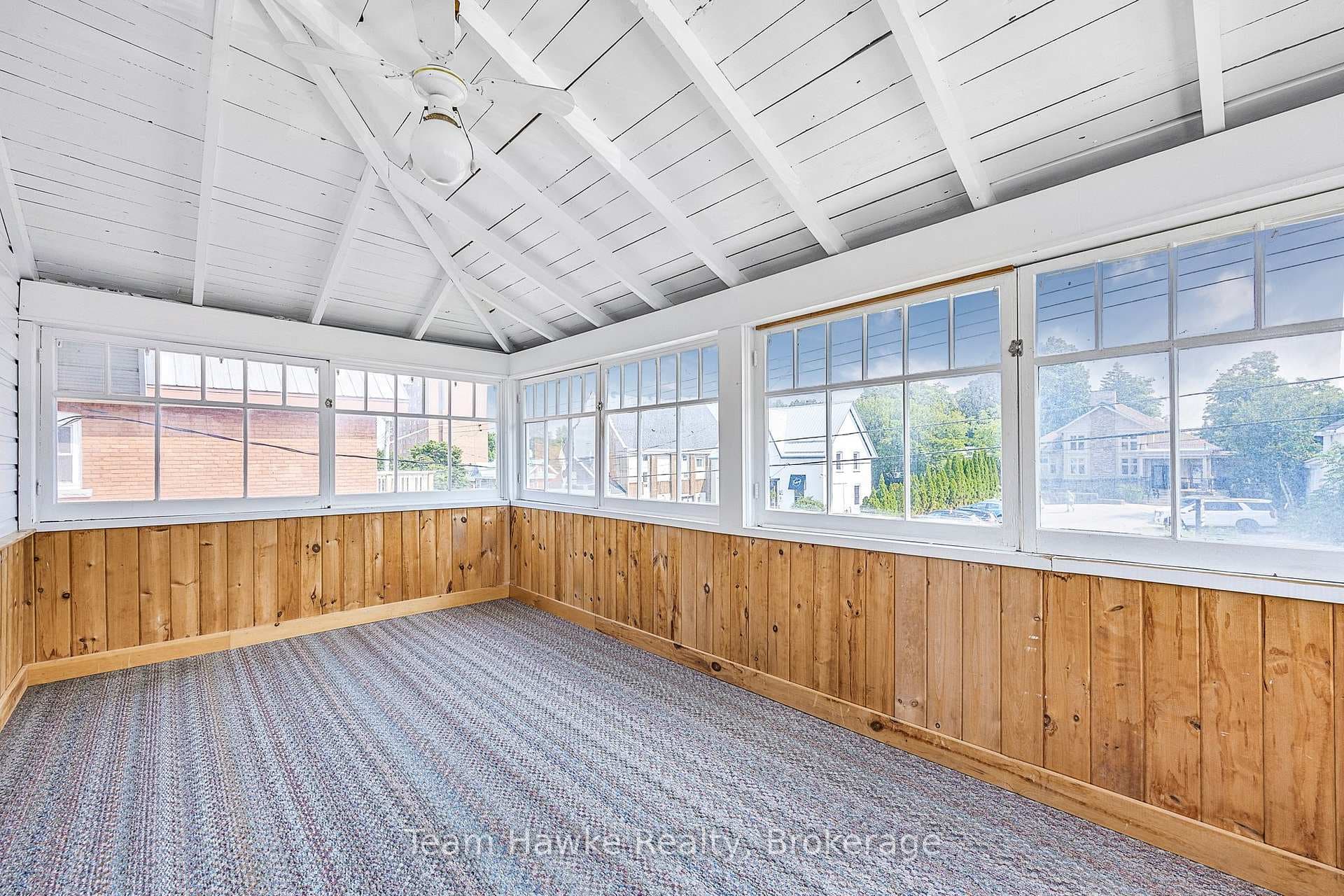 344 MIDLAND Avenue photo 27