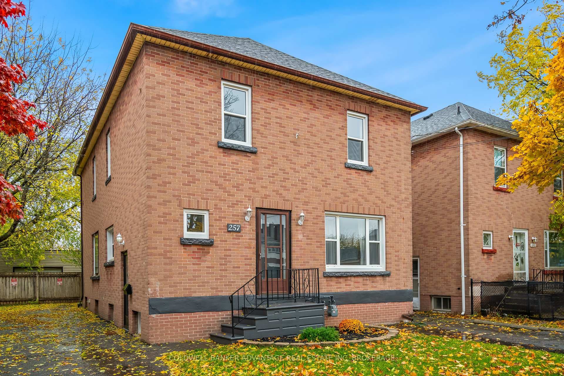 257 Niagara Street photo 1