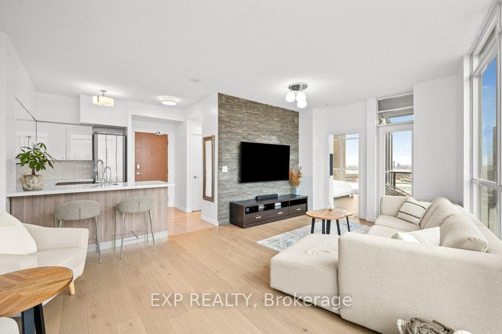 219 Fort York Boulevard Unit 2902 photo 23