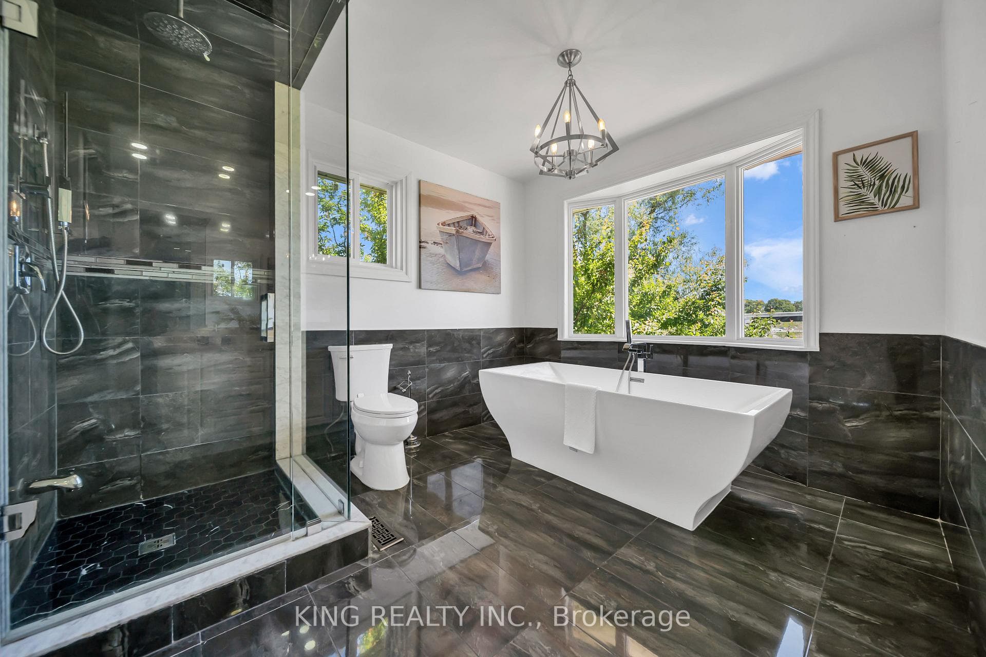 2606 Ambercroft Trail photo 32