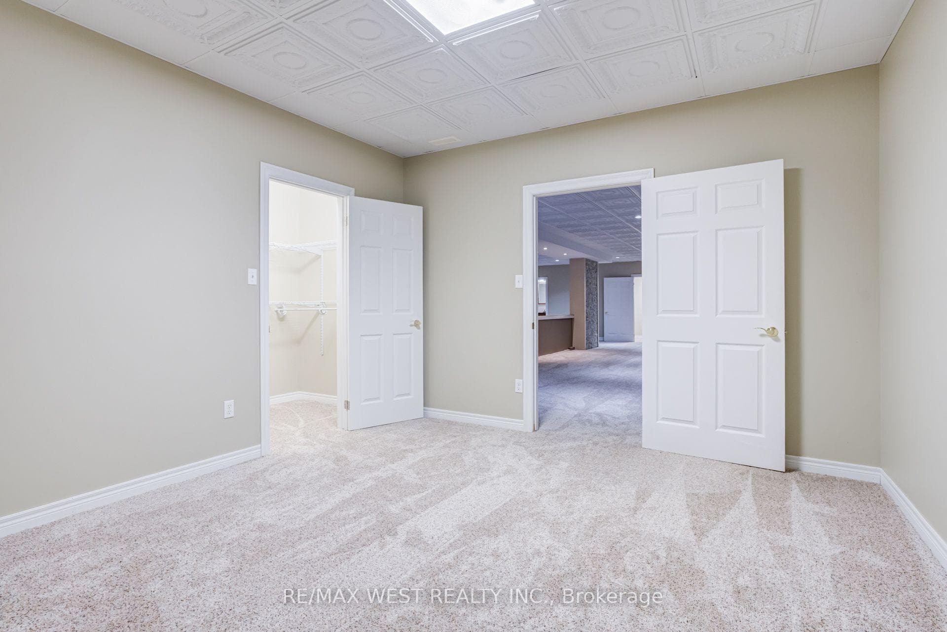 54 Lynndale Road photo 38