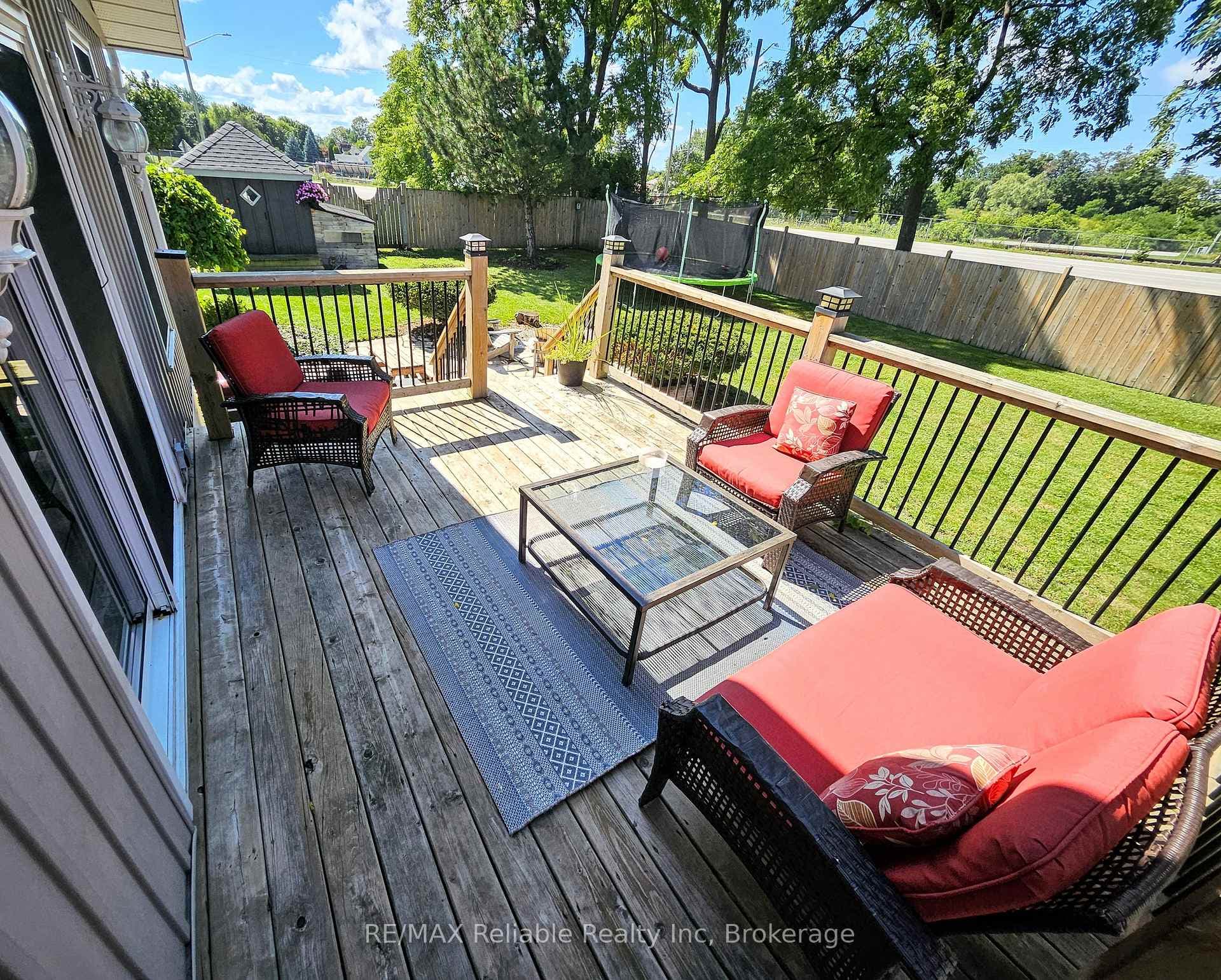 212 James Street photo 46