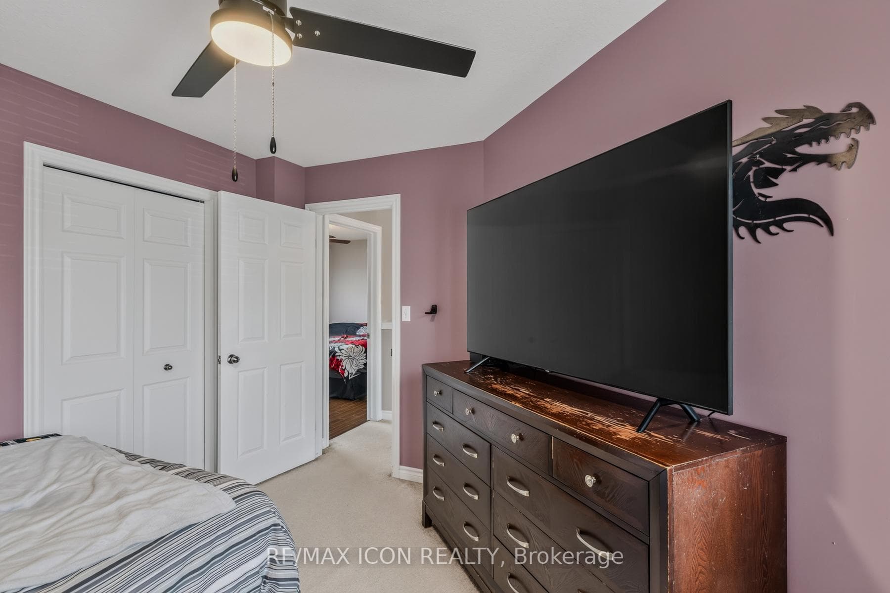 524 Ontario Street photo 22