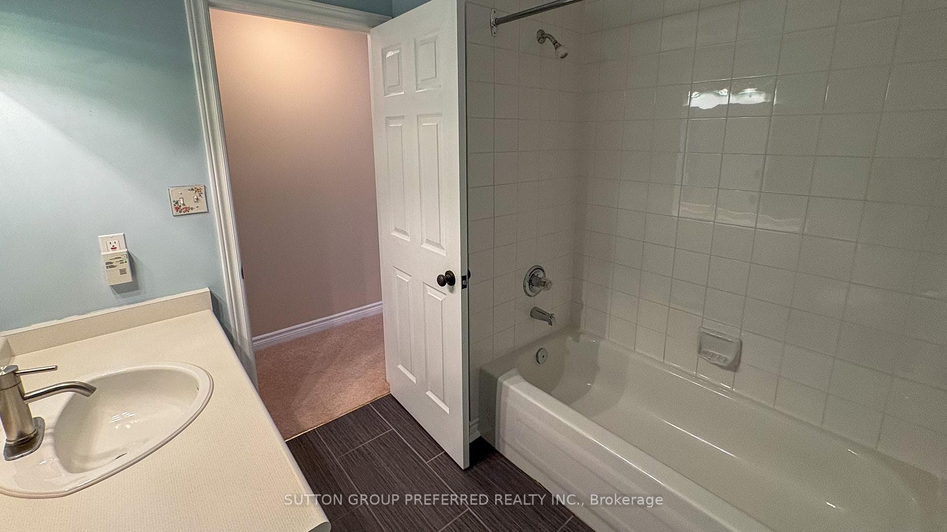 499 Teeple Terrace Unit 10 photo 19