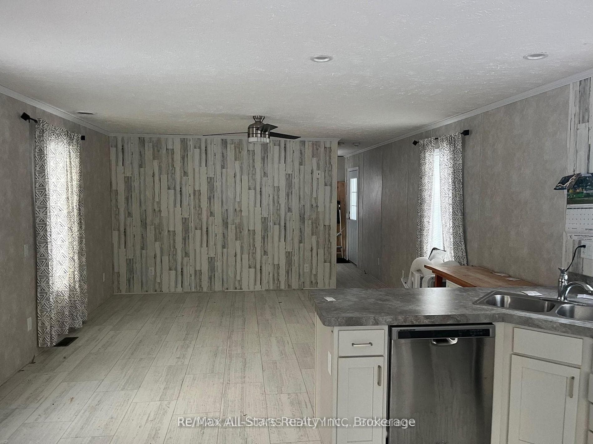 2406 South Portage Road photo 7