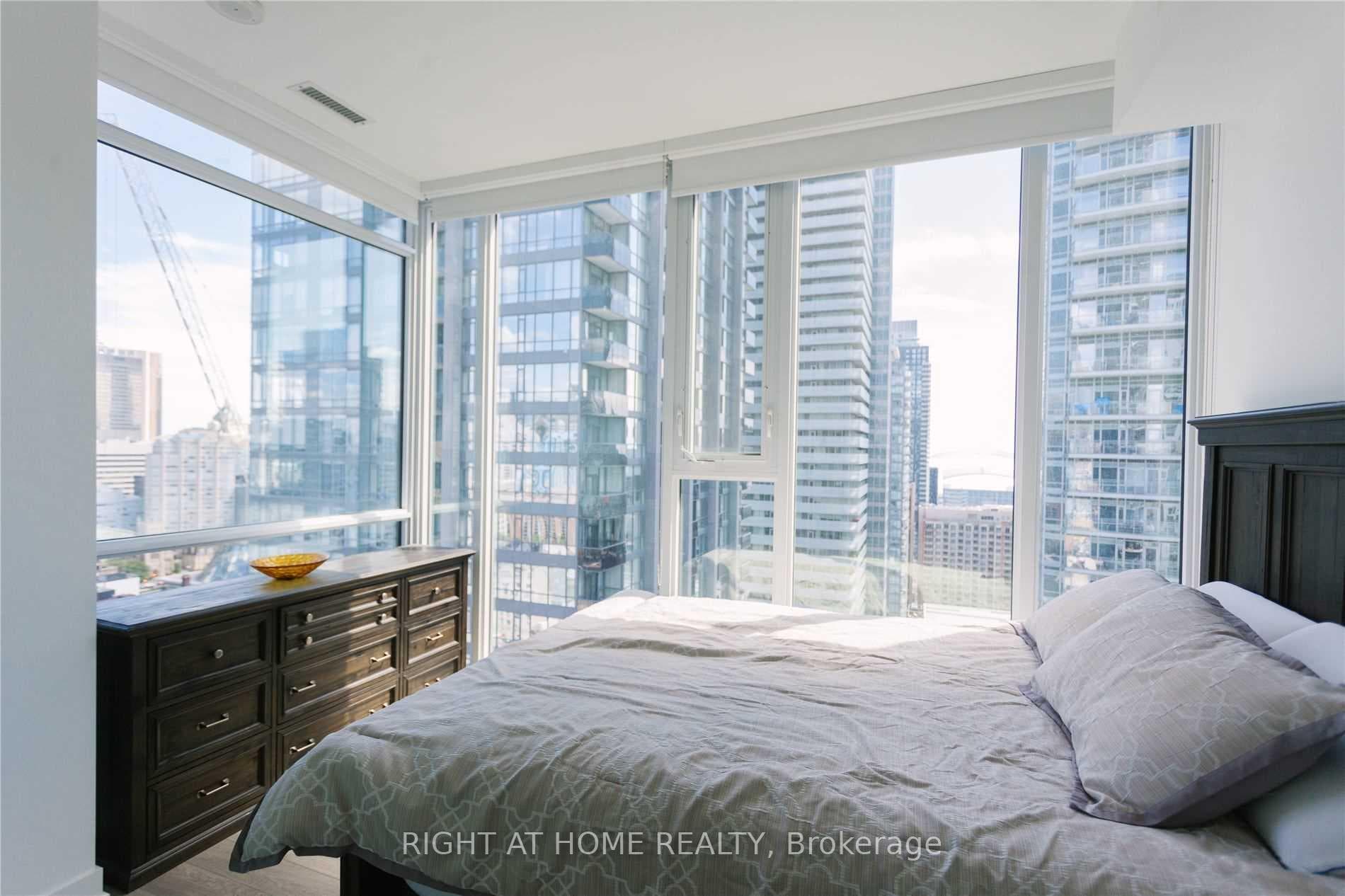290 Adelaide Street Unit 2310 photo 5