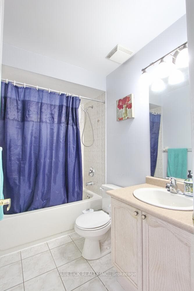 62 Eastview Gate Unit UPPER photo 18