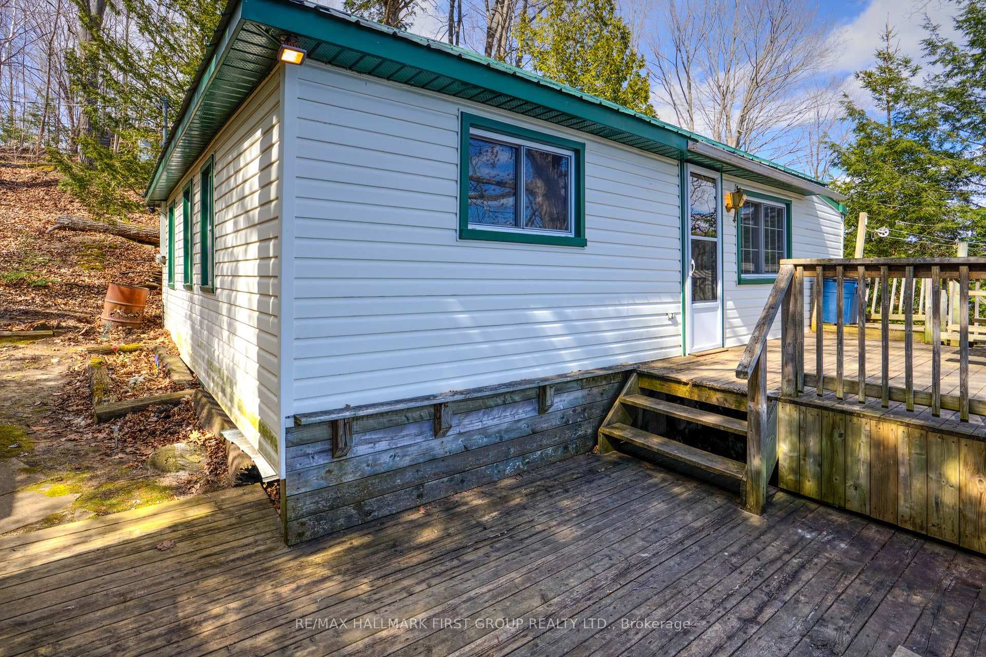 308B Henry Road photo 4