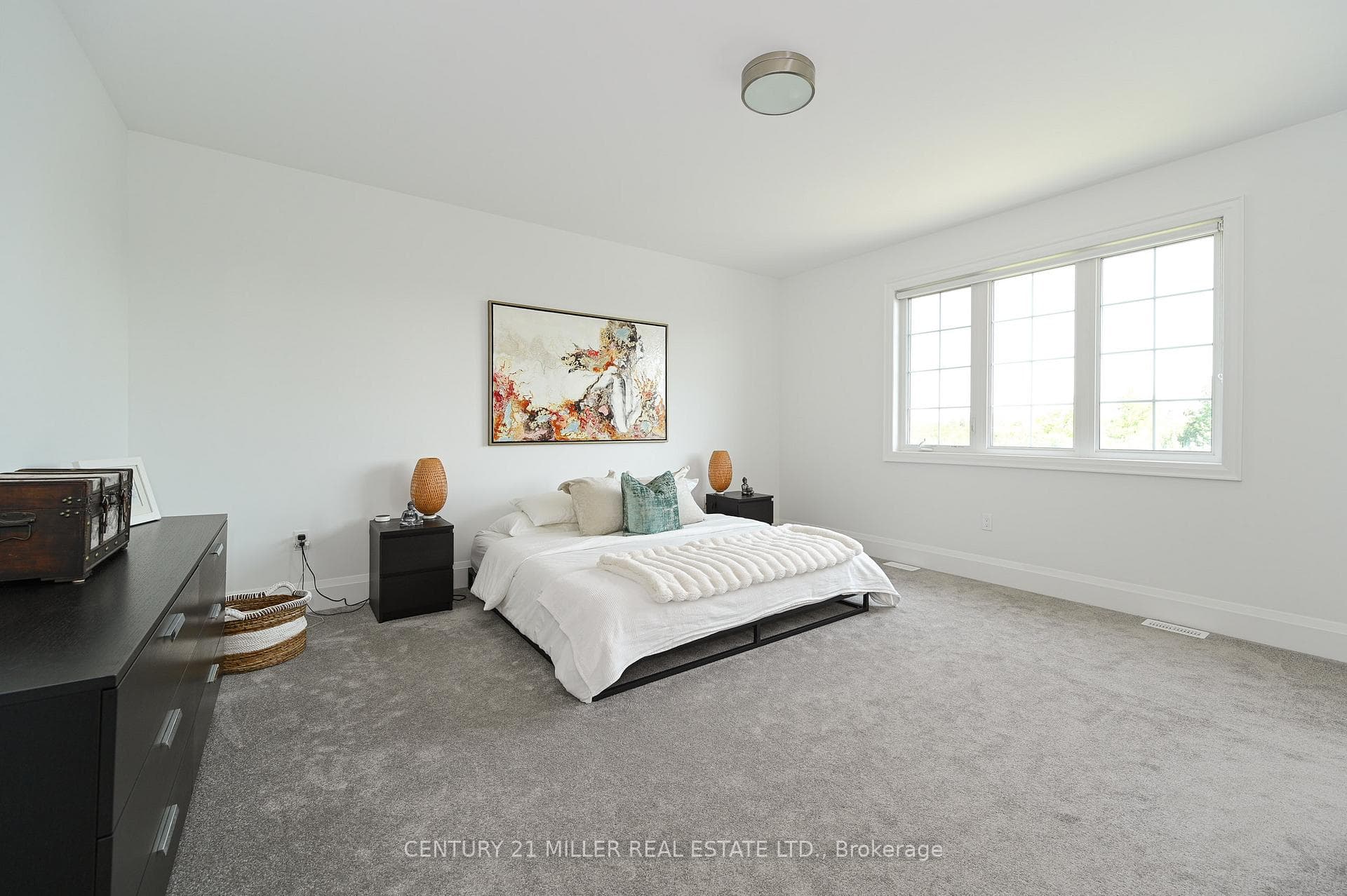 1432 Ford Strathy Crescent photo 15