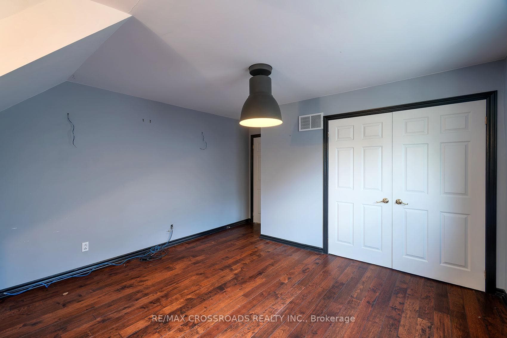 33 Norfolk Avenue photo 23