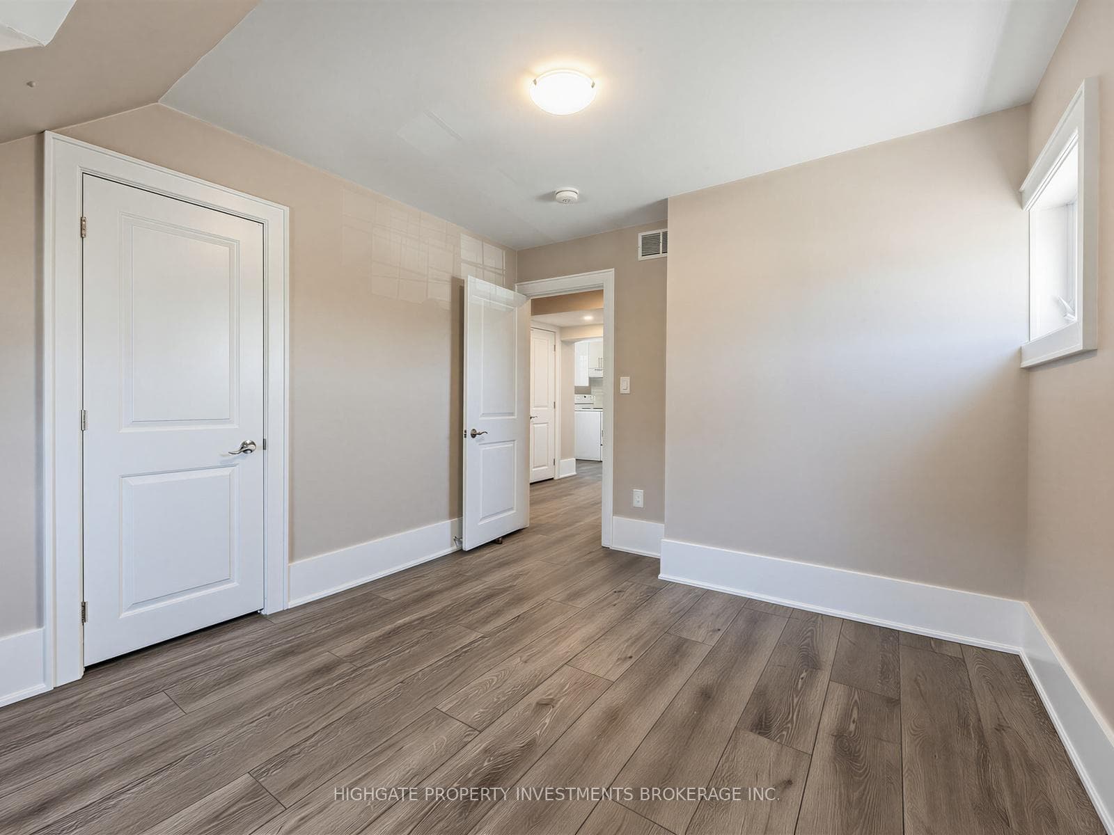 107 Kent Street Unit Upper photo 19