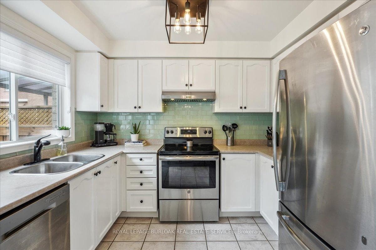 5647 Adele Road photo 11
