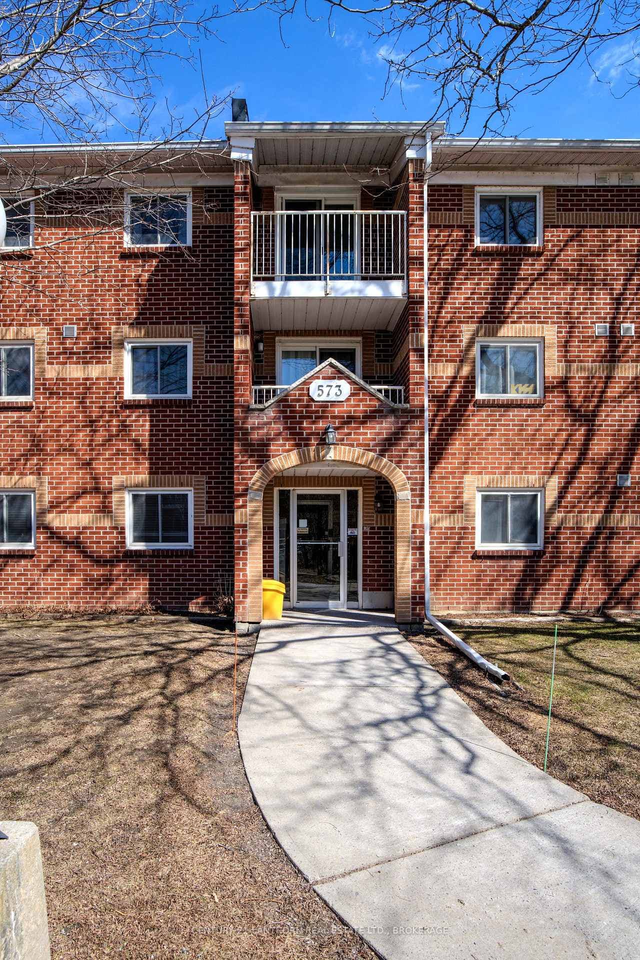 573 Armstrong Road Unit 307 photo 10