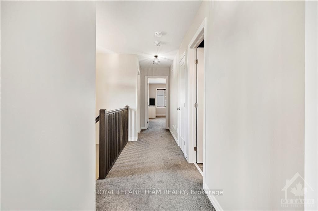 258 GOSSAMER Street photo 12
