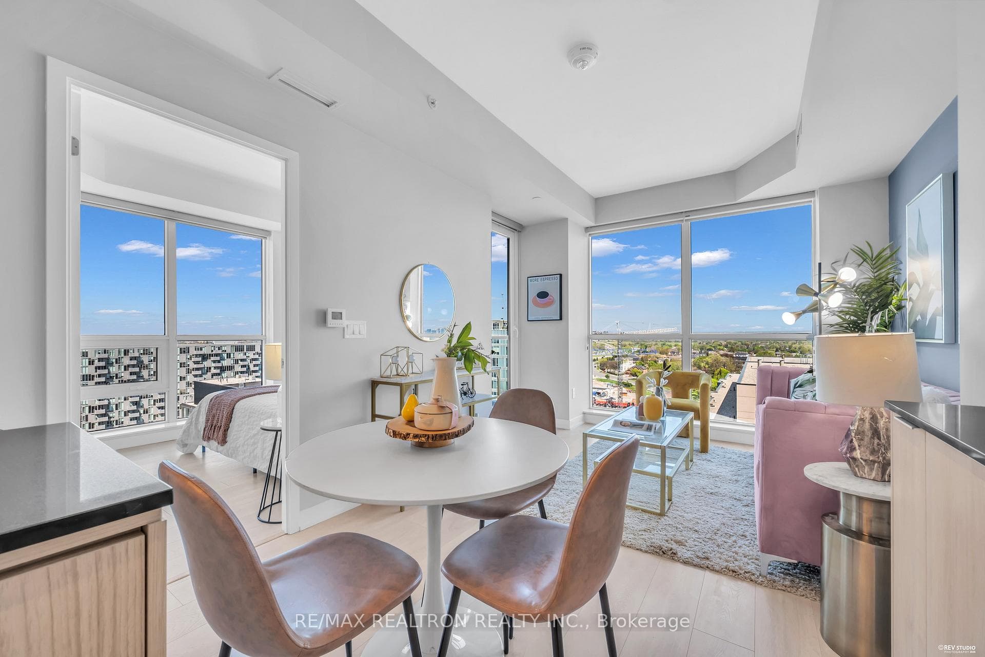 31 Tippett Road Unit 1515 photo 15