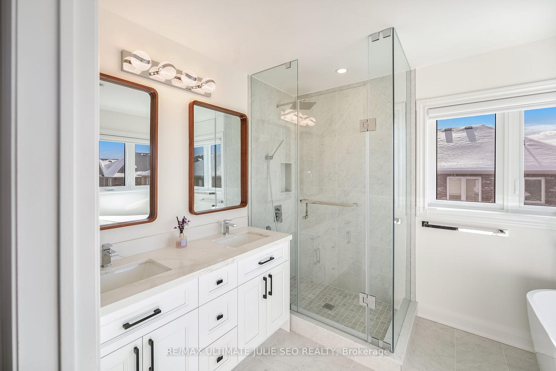 161 Black Maple Crescent photo 29