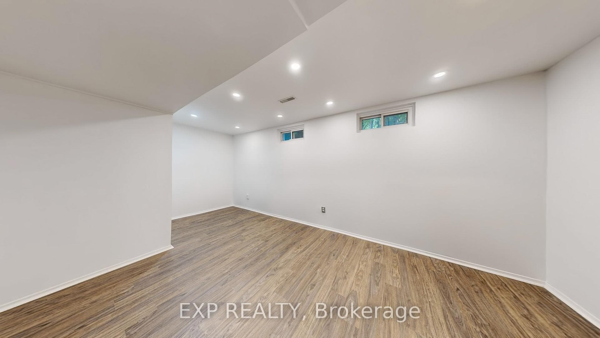 65 Lowe Boulevard photo 25