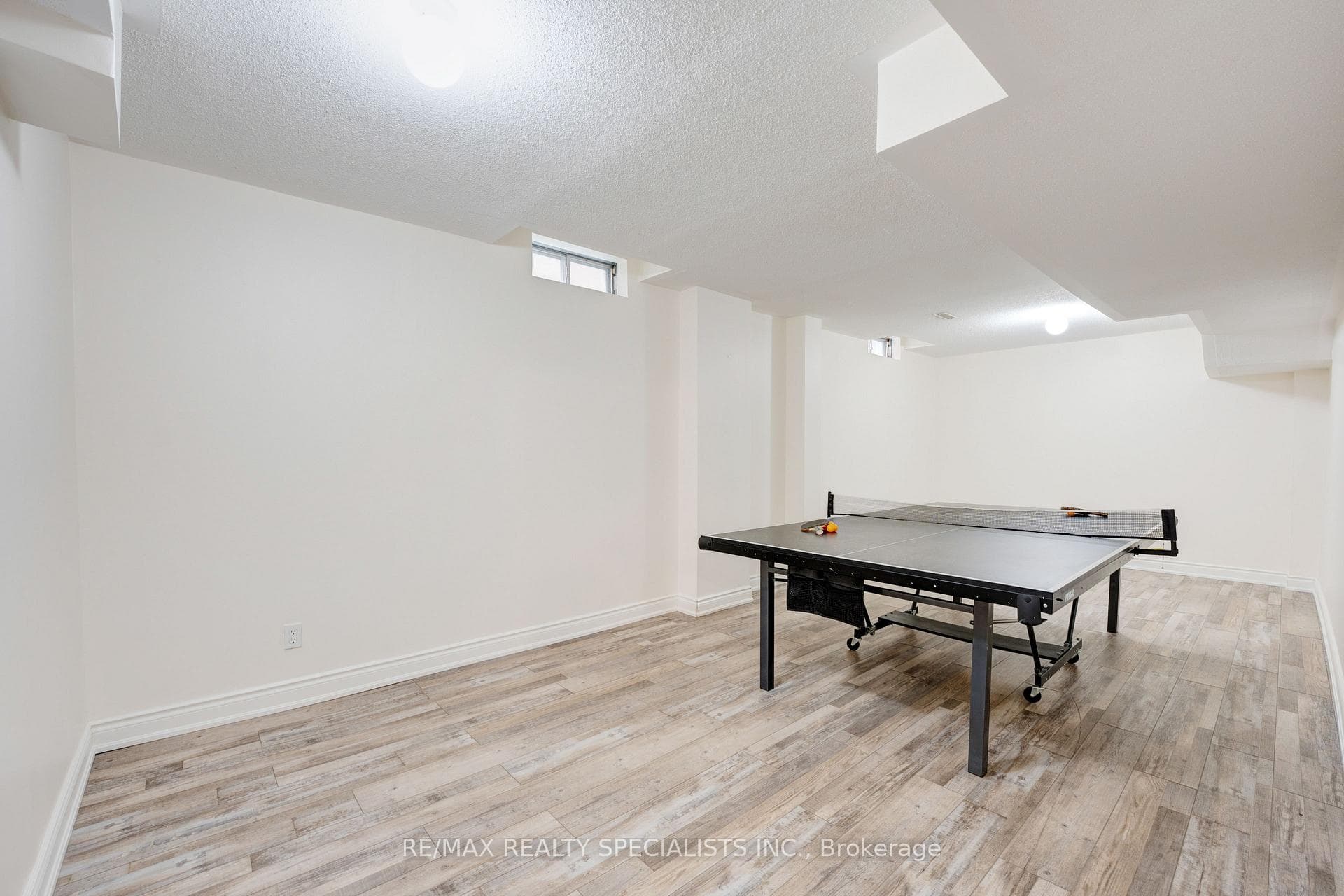 36 Devonsleigh Boulevard photo 39