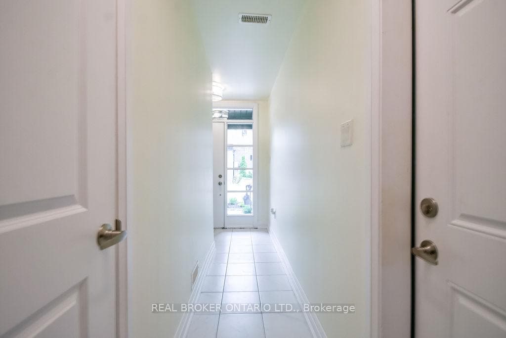 199 Ardagh Road Unit 18 photo 6