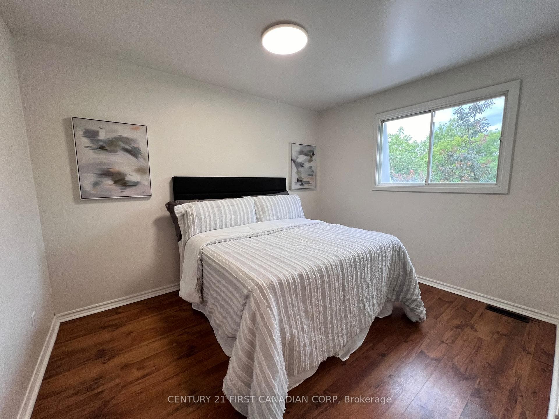 189 Boullee Street Unit 18 photo 19