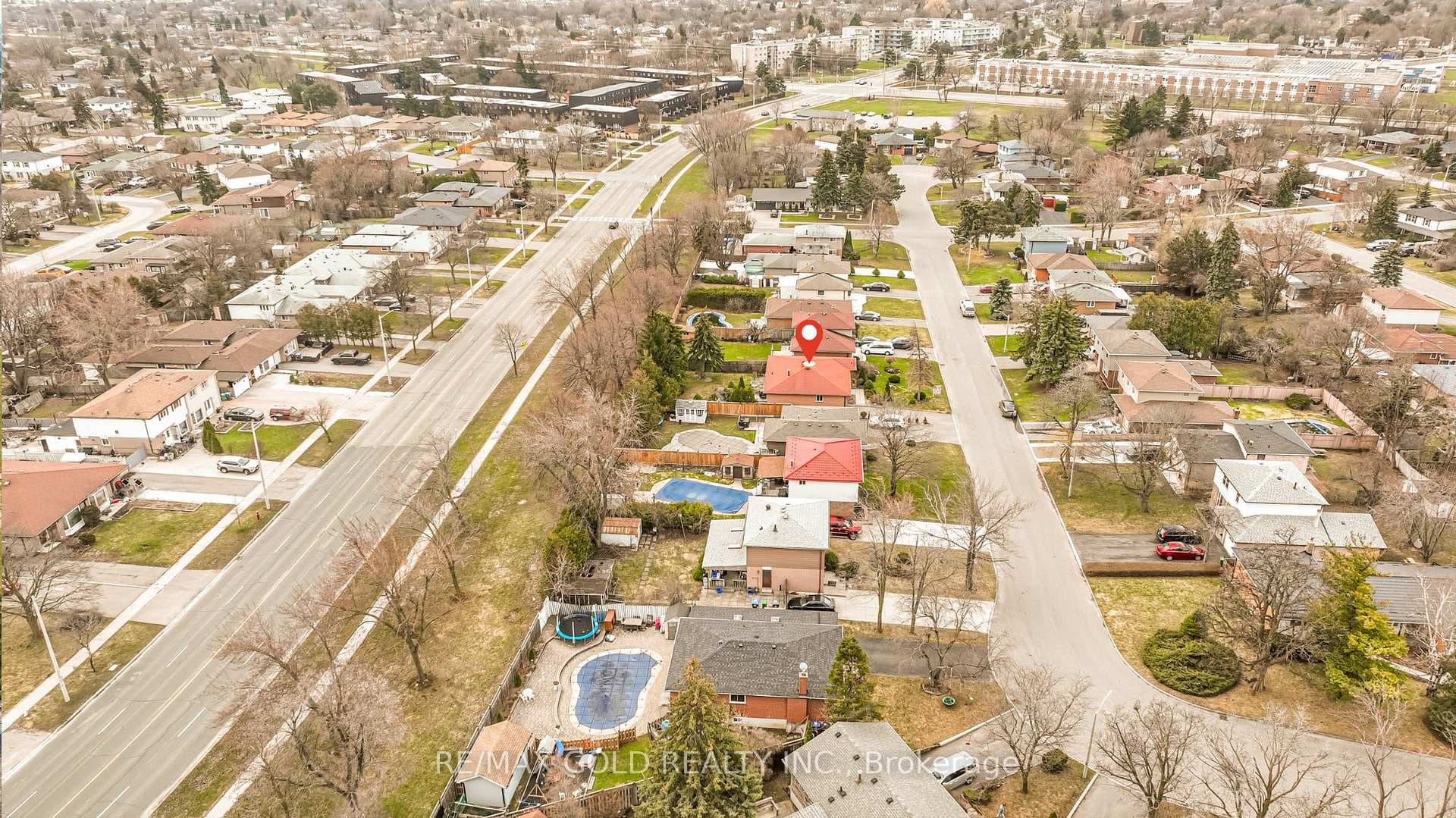 11 Edgebrook Crescent photo 40